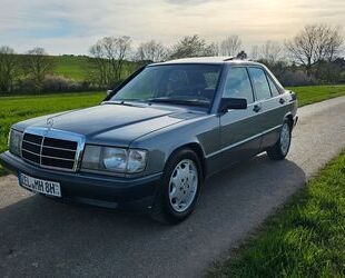 Mercedes-Benz Mercedes-Benz 190E Restauriert Gebrauchtwagen