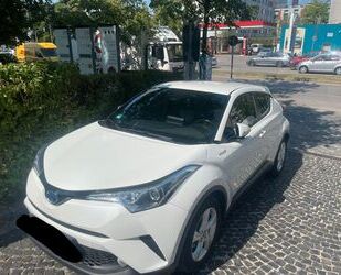 Toyota Toyota C-HR 1.8-l-VVTi Hybrid Style Selection Styl Gebrauchtwagen