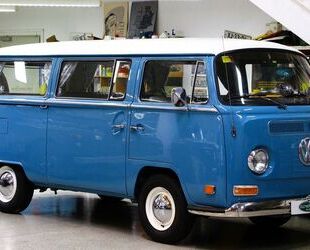 VW Volkswagen T2a Deluxe Campervan Gebrauchtwagen