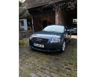 Audi Audi TT Coupe 3.2 Liter VR6 DSG Quattro Gebrauchtwagen