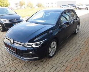 VW Volkswagen Golf VIII 2.0TDI DSG Lim. Move Kame Nav Gebrauchtwagen