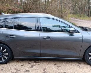 Ford Ford Focus 2,0 EcoBlue 110kW Titanium Turnier A. . Gebrauchtwagen