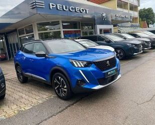 Peugeot Peugeot 2008 GT 130 inkl. Standheizung mit Fernbed Gebrauchtwagen