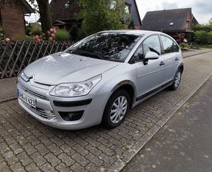 Citroen Citroën C4 1.4 16V Advance silber Gebrauchtwagen