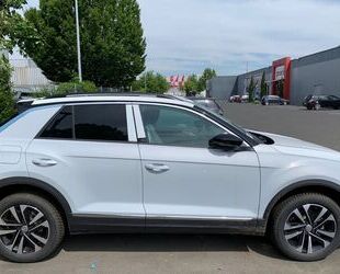 VW Volkswagen T-Roc 1.0 TSI OPF IQ.DRIVE IQ.DRIVE Gebrauchtwagen