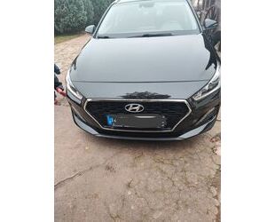 Hyundai Hyundai i30 1.6 CRDi 85kW YES! YES! Gebrauchtwagen