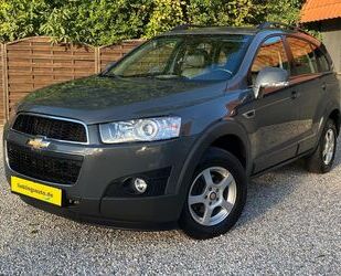 Chevrolet Chevrolet Captiva 2.4 LT 7-Sitze Tempomat T-Leder Gebrauchtwagen