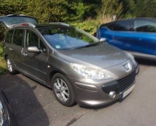 Peugeot Peugeot 307 sw Break Prémium panoramadach 8fach al Gebrauchtwagen