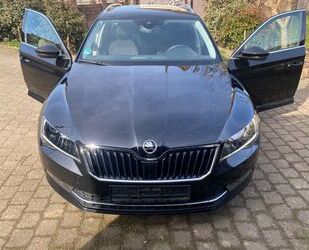 Skoda Skoda Superb 2.0 TDI SCR DSG AMBITION COMBI AMBITI Gebrauchtwagen