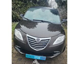 Lancia Lancia Ypsilon 0.9 Platinum,Automatik,Schiebedach, Gebrauchtwagen