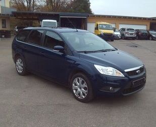 Ford Ford Focus Turnier 1.6 Style + Gebrauchtwagen