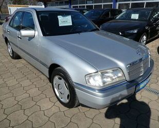 Mercedes-Benz Mercedes-Benz C 180 ELEGANCE mit NUR 31´km+1. Hand Gebrauchtwagen