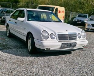 Mercedes-Benz Mercedes-Benz E 200 ELEGANCE Gebrauchtwagen