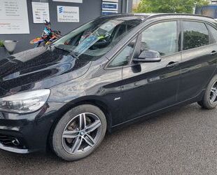 BMW BMW Active Tourer218 d Sport Line Aut. Navi Gebrauchtwagen