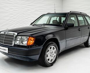 Mercedes-Benz Mercedes-Benz 300 TD W124*Leder*Klima*Schiebedach* Gebrauchtwagen