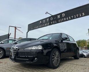 Alfa Romeo Alfa Romeo Alfa 147 1.6 16V TS Black,Leder,Tüv Rei Gebrauchtwagen