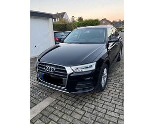 Audi Audi Q3 1.4 TFSI S tronic, LED, Panoramadach, u.v. Gebrauchtwagen