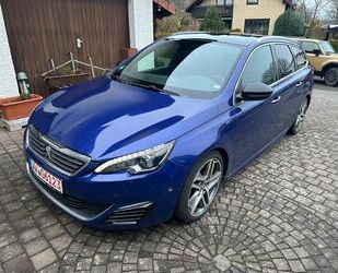 Peugeot Peugeot 308 SW GT Panorama Automatik Navi F1 Gebrauchtwagen