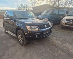 Suzuki Suzuki Grand Vitara 2.4 VVT Comfort mit Dif.Sperre Gebrauchtwagen