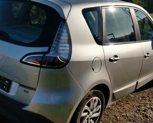 Renault Renault Grand Scenic Paris ENERGY TCe 130 Start & Gebrauchtwagen