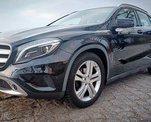 Mercedes-Benz Mercedes-Benz GLA 200 CDI Urban AHK Standheizung S Gebrauchtwagen