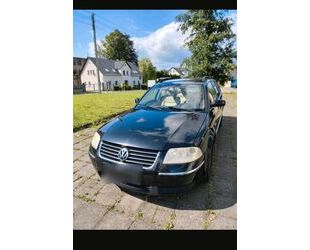 VW Volkswagen Passat Variant 2.5 V6 TDI Highline Vari Gebrauchtwagen