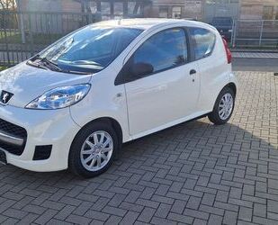 Peugeot Peugeot 107 Petit Filou, TÜV neu Gebrauchtwagen