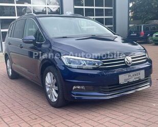 VW Volkswagen Touran Highline LED Navi APP Service ne Gebrauchtwagen