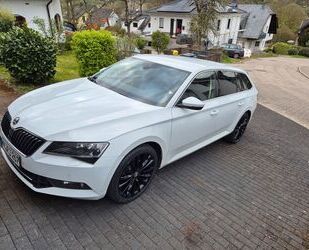 Skoda Skoda Superb 2.0 TDI SCR 140kW DSG Ambition Combi Gebrauchtwagen