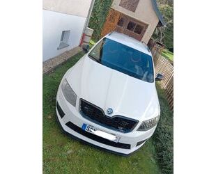 Skoda Skoda Octavia 2.0 TDI Green tec RS Combi RS Gebrauchtwagen