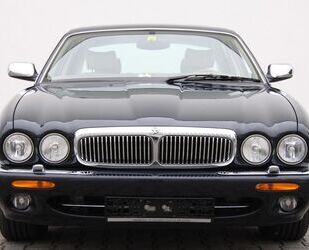 Jaguar Jaguar Daimler V8 Langversion 2 Jahre Garantie Gebrauchtwagen