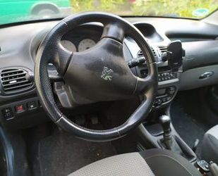 Peugeot Peugeot 206 CC Cabrio HDi 110 Gebrauchtwagen