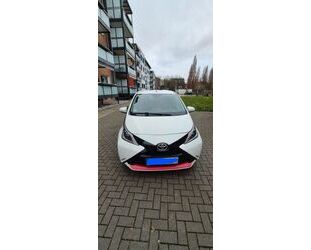 Toyota Toyota Aygo (X) 1,0-l-VVT-i x x Gebrauchtwagen