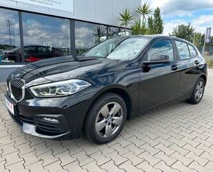 BMW BMW 118 i Advantage Automatic LiveCockp/Navi/LED Gebrauchtwagen