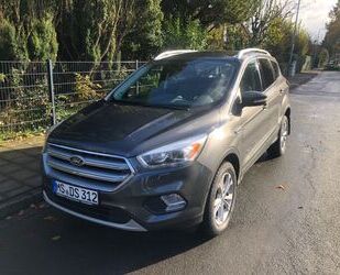 Ford Ford Kuga 2,0 TDCi 4x4 132kW Titanium Neues Modell Gebrauchtwagen