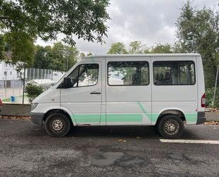 Mercedes-Benz Mercedes-Benz Sprinter Kombi 208 CD DPF**8-Sitze*K Gebrauchtwagen