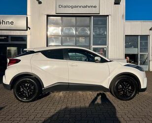 Toyota Toyota C-HR 1.2 Turbo Flow 4x2/LED/CAM/AHK/WKR/ Gebrauchtwagen