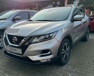 Nissan Nissan Qashqai 1.3 DIG-T N-Connecta Gebrauchtwagen