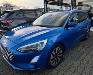 Ford Ford Focus Turnier Cool & Connect mit Navi + Winte Gebrauchtwagen