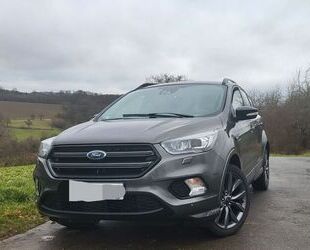 Ford Ford Kuga 2,0 TDCi 4x4 132kW ST-Line PowerShift S. Gebrauchtwagen