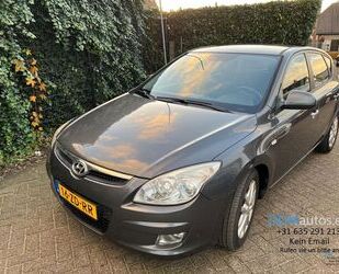 Hyundai Hyundai i30 1.6 CRDi Style Gebrauchtwagen