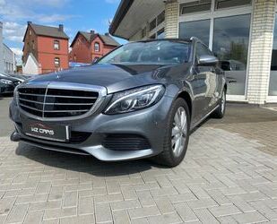 Mercedes-Benz Mercedes-Benz C 250 C -Klasse 4Matic NAVI HUD PANO Gebrauchtwagen