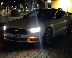 Ford Ford Mustang 3.7 v6 automatisch Gebrauchtwagen