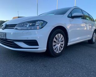 VW Volkswagen Golf 1.0 TSI Trendline Variant Trendlin Gebrauchtwagen