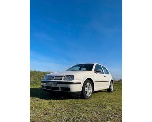 VW Volkswagen Golf 4, 75 PS, 148 tkm, weiß, 8fach ber Gebrauchtwagen