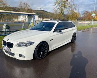 BMW BMW 530d Touring M-Packet mega Ausstattung 20 Zoll Gebrauchtwagen