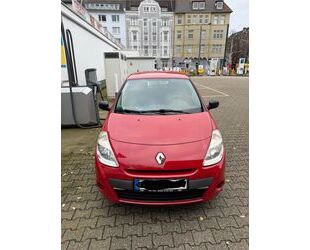 Renault Renault Clio Yahoo! 1.2 16V 75 Yahoo! TÜV bis Okto Gebrauchtwagen