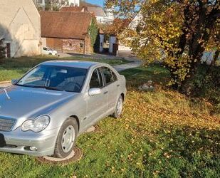 Mercedes-Benz Mercedes-Benz C 180 Kompressor CLASSIC Classic Gebrauchtwagen