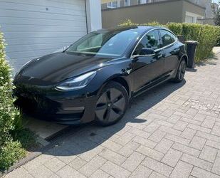 Tesla Tesla Model 3 Allradantrieb mit Dualmotor Long Ran Gebrauchtwagen