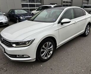 VW Volkswagen Passat 2.0 TDI Highline Navi+Camera/Pan Gebrauchtwagen